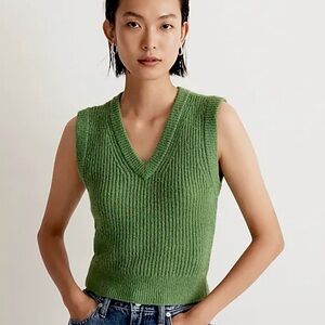 The Fineloft Shrunken Sweater Vest